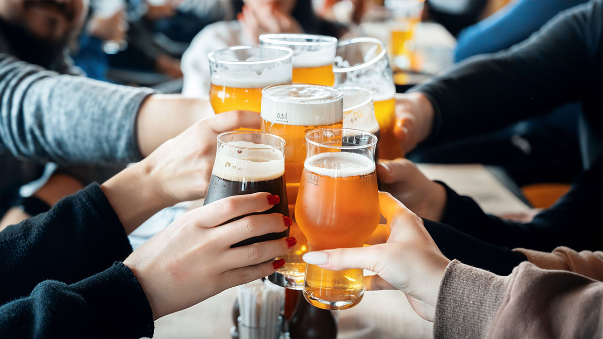 la birra è la bevanda più sociale 1